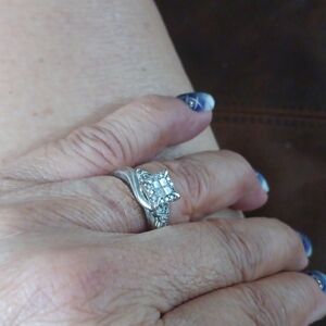 Elegant Silver Diamond Ring